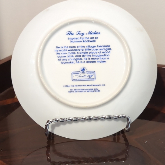 Norman Rockwell The Toymaker Vtg. 1982 Museum Mug Tea Cup/Saucer Set Christmas - Picture 8 of 10